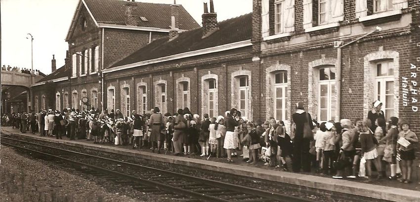 Gare en 1976 8326 b ad